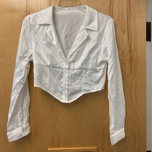 White cropped button down shirt small